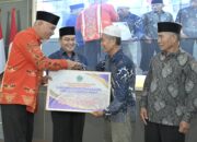 Sepuluh Masjid di Sumbar Raih Ampera Award, Gubernur Mahyeldi Tekankan Pentingnya Kenyamanan Masjid Sebagai Pusat Kegiatan Umat