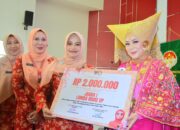 Meriahkan HUT DWP Ke-25, DWP Kota Padang Gelar Lomba Make Up Dan Tingkuluak