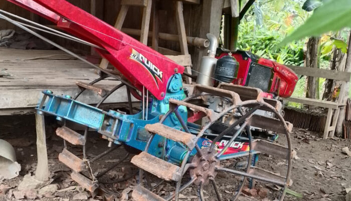 PJ Desa Gelaman Diduga Beli Mesin Handraktor Bekas Pakai Dana Desa