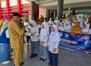 Gubernur Mahyeldi Salurkan MBG untuk Siswa di Kota Padang