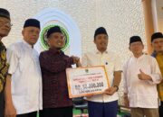 Wagub Sumbar Salurkan Bantuan Rp 50 Juta untuk Masjid Muhsinin