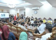 Gubernur Mahyeldi Paparkan Proyek Strategis Sumbar di Hadapan Menteri PU dan DPR RI