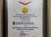 Rekor MURI untuk Sumbar: Gubernur Mahyeldi Apresiasi Kolaborasi Budaya Massal