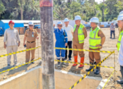 Didampingi Bupati Welly Suhery, Gubernur Sumbar Mahyeldi Tinjau Pabrik Pakan Ikan di Beringin Rao