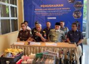 Gubernur Sumbar Dukung Penindakan Barang Ilegal, BMN Senilai Rp22,1 Miliar Dimusnahkan