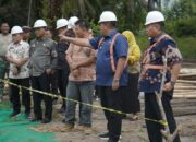 Bupati Asahan Tinjau Perbaikan Jalan Longsor di Kecamatan Bandar Pasir Mandoge