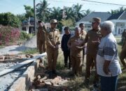 Wabup Asahan Salurkan Bantuan Dana dari Kementerian Sosial untuk Warga Korban Angin Puting Beliung