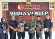 Tingkatkan Kapasitas Pengawas, Bawaslu Pessel Adakan Pelatihan Jurnalistik