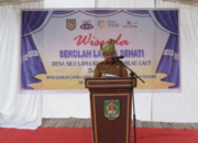 Wakil Bupati Asahan Wisuda 25 Anggota Sekolah Lansia
