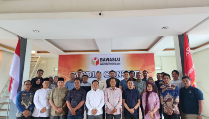 Bawaslu Sumbar Supervisi Kehumasan dan Pengawasan PDPB di Pesisir Selatan