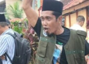 LSM Nyentrik Berambut Putih Sebut PT KEI “Gadis Cantik” Yang Jadi Rebutan