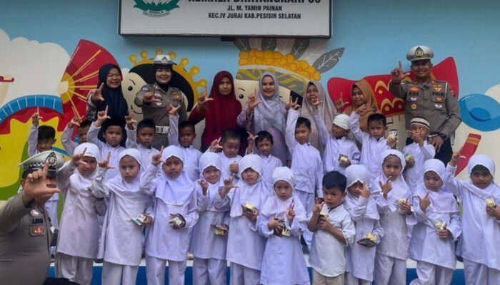 Kasat Lantas Sosialisasikan Rambu-Rambu Lalu Lintas Sejak Usia Dini