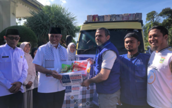 Al-Khair Foundation Salurkan Bantuan Rp600 Juta untuk Korban Bencana Sumbar