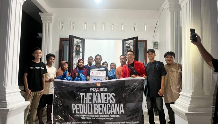 KMERS SPFC Bagikan Bantuan Sembako ke Warga Terdampak Banjir dan Longsor di Ulakan Tapkis