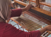 Anyaman Lidi Sawit, Jalan Warga Desa N-7 Aek Nabara Menambah Penghasilan