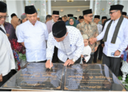 Gubernur Sumatera Barat Mahyeldi Ansharullah meresmikan Masjid Mustaqim di Nagari Limo Kaum Tanah Datar