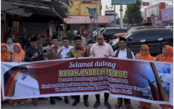 Gugatan Pasar Syarikat oleh Niniak Mamak Koto Nan Ompek Payakumbuh.