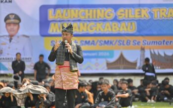 Peluncuran Silek Tradisi Minangkabau sebagai ekstrakurikuler wajib di SMA SMK dan SLB Sumatera Barat.