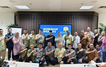 Foto bersama peserta Pelatihan Finance for Non Finance TPS di Surabaya