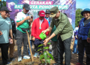 Gubernur Mahyeldi pada Deklarasi Bukit Karumuntiang di Padang