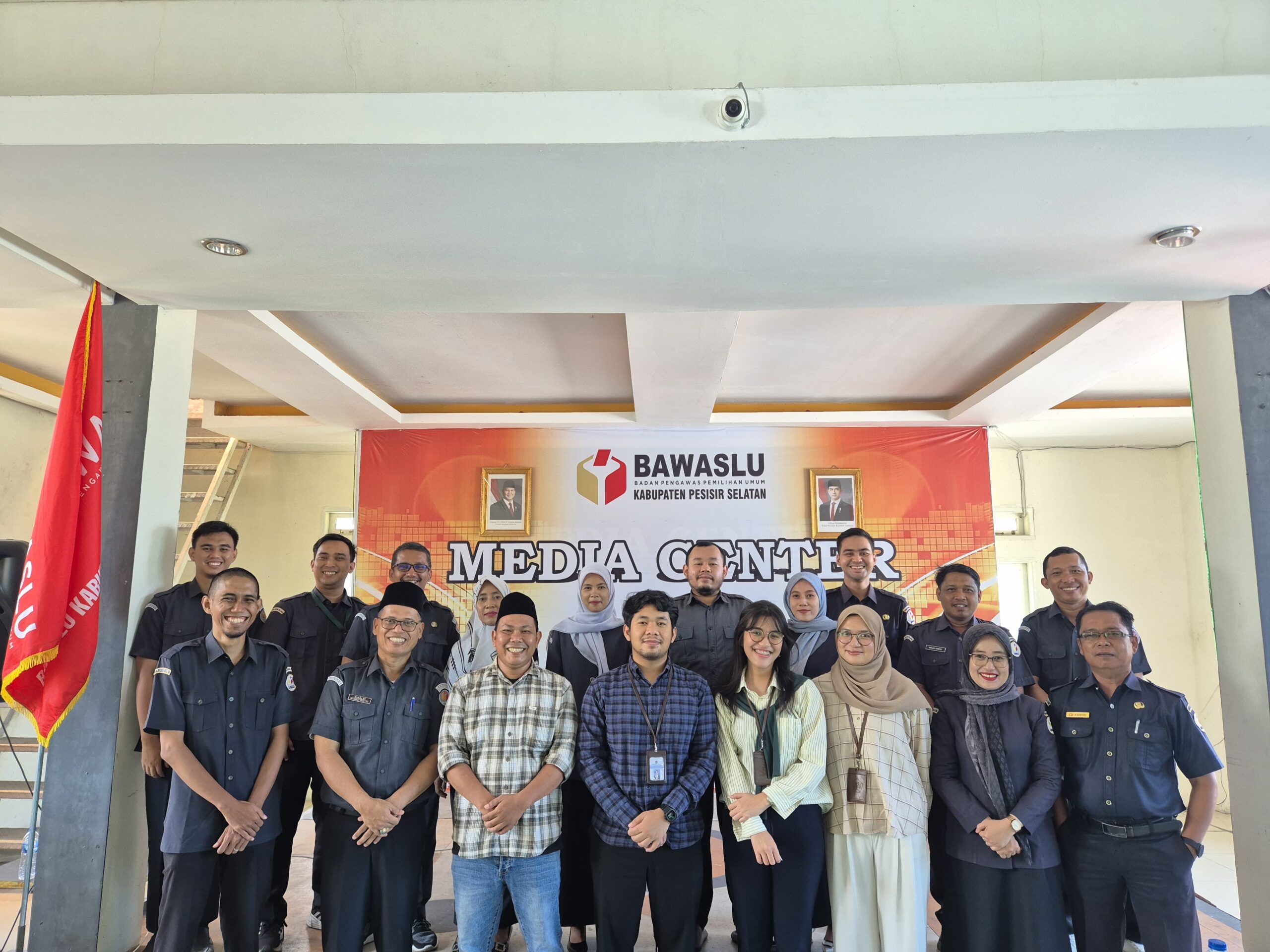 Bawaslu Pesisir Selatan sosialisasi IKPA dan LPJ Bendahara bersama KPPN Painan