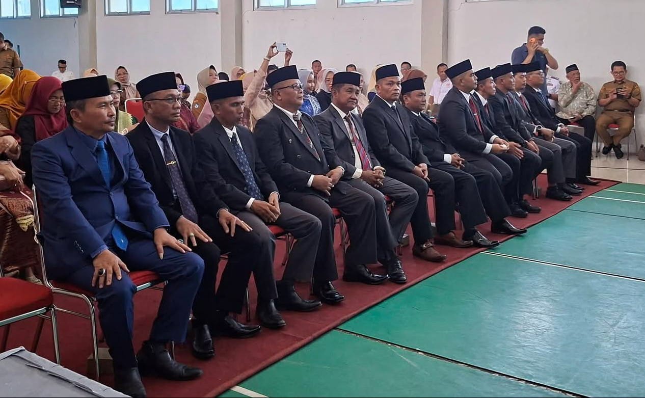 Pejabat Eselon II yang baru dilantik di Kabupaten Pesisir Selatan