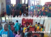 Ruang kelas sempit SD YPPK Fan Kahrio di Aifat Timur, Kabupaten Maybrat.