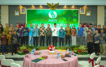 Gubernur Sumbar Mahyeldi mendorong pengembangan energi terbarukan Sumbar bersama METI