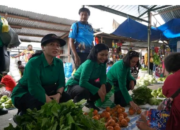 Persit KCK Daerah XVIII/Kasuari “SERBU” Pasar Wosi