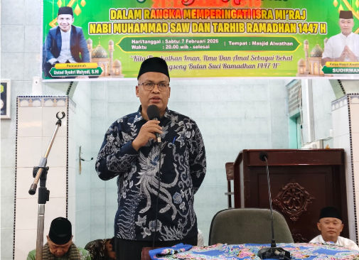 Sekdaprov Sumbar Arry Yuswandi pada peringatan Isra Mi’raj