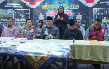 Mahyeldi tegaskan ASN terlibat narkoba akan dipecat saat pemusnahan sabu di Padang