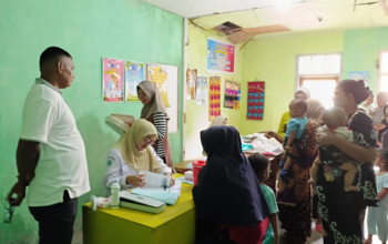 Posyandu Punggasan Timur di Kampung Koto Langang dihadiri puluhan balita dan ibu hamil