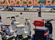 Suasana Pantai Carocok Painan saat Lebaran 1447 Hijriah dengan jumlah pengunjung yang menurun