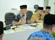 Gubernur Sumbar Mahyeldi saat Safari Ramadan di Masjid Al Munawarah Padang Panjang