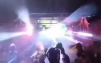 Tampilan tarian orgen tunggal Lumpo yang viral di media sosial Pesisir Selatan