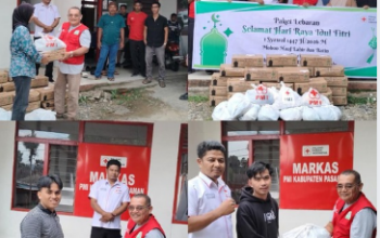 PMI Pasaman menyalurkan paket Lebaran dari keluarga Jusuf Kalla di Lubuk Sikaping
