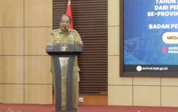 Bupati Asahan menyerahkan LKPD 2025 di BPK Sumatera Utara