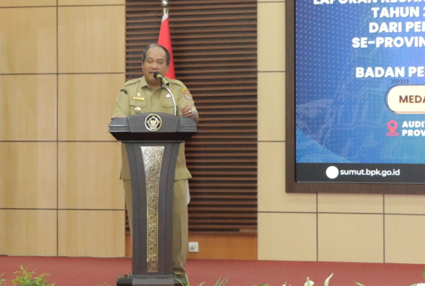 Bupati Asahan menyerahkan LKPD 2025 di BPK Sumatera Utara