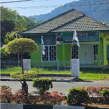 Rumah singgah Pessel yang disediakan untuk masyarakat selatan di Painan dekat RSUD M Dzein