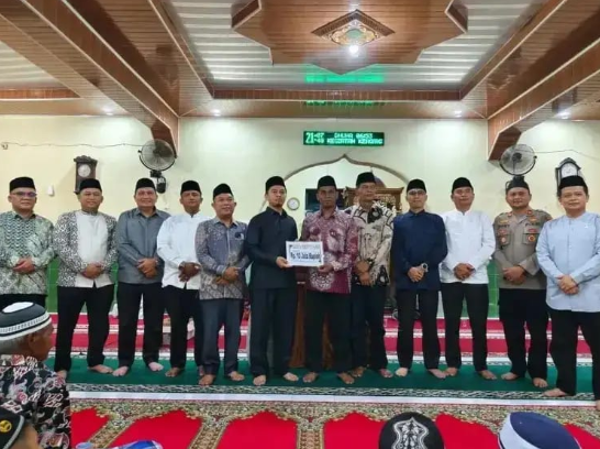 Safari Ramadan DPRD Pasaman dipimpin Nelfri Asfandi di Rao