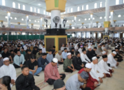 jamaah Sholat Idul Fitri Asahan di Masjid Agung Kisaran