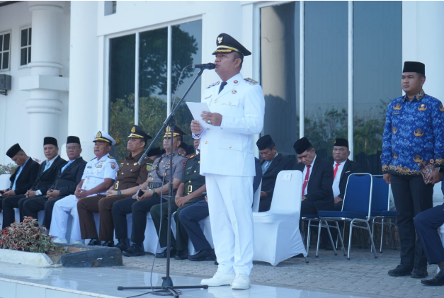Wakil Bupati Asahan Rianto memimpin upacara Hari Otonomi Daerah 2026