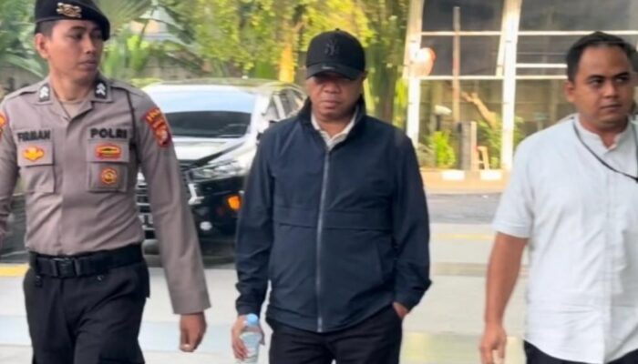 Terjaring OTT, Bupati Tulungagung Gatut Sunu Wibowo Resmi Tiba Di Gedung Merah Putih