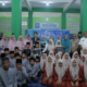 Kahiyang Ayu bersama anak-anak di Panti Asuhan Muhammadiyah Kisaran saat bakti sosial HKG ke-54 Asahan