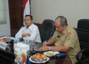 Kepala BPK RI Sumut Paula Henry Simatupang bersama Bupati Asahan dalam kunjungan kerja