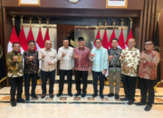 Mahyeldi bertemu Menko Polkam Djamari Chaniago di Jakarta