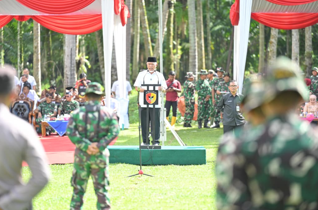 Mahyeldi Ansharullah membuka TMMD di Nagari Batu Gadang