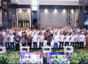 Menaker Yassierli dalam seminar jaminan sosial pekerja informal di Jakarta