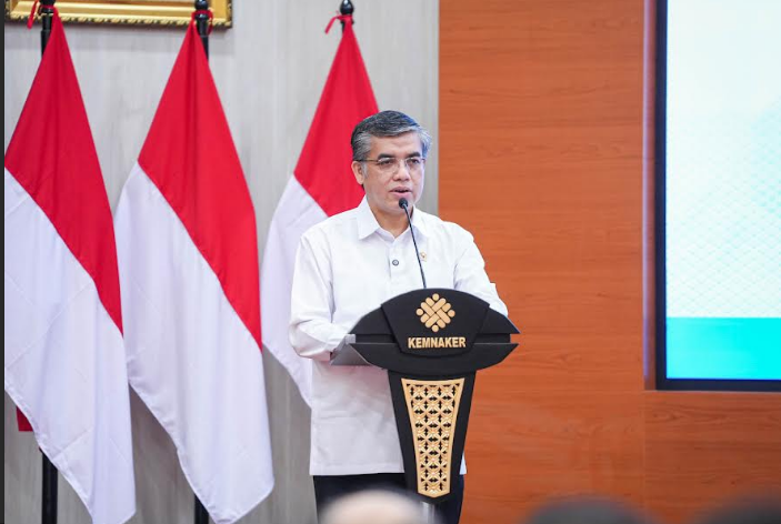 Yassierli menekankan kesehatan mental dalam SMK3