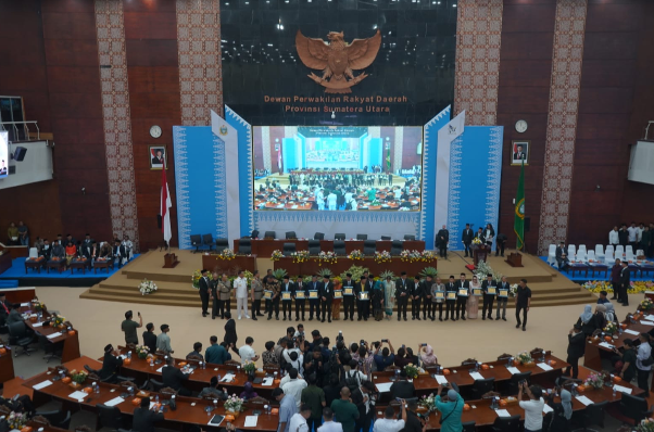 Suasana rapat paripurna HUT Sumatera Utara ke-78 di Gedung DPRD Sumut Medan